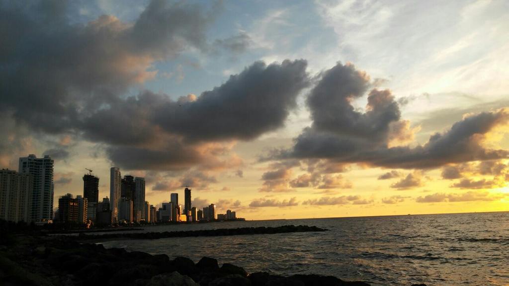 Apto En Cartagena Ed Puerto Azul Vista Al Mar Lejlighed Eksteriør billede
